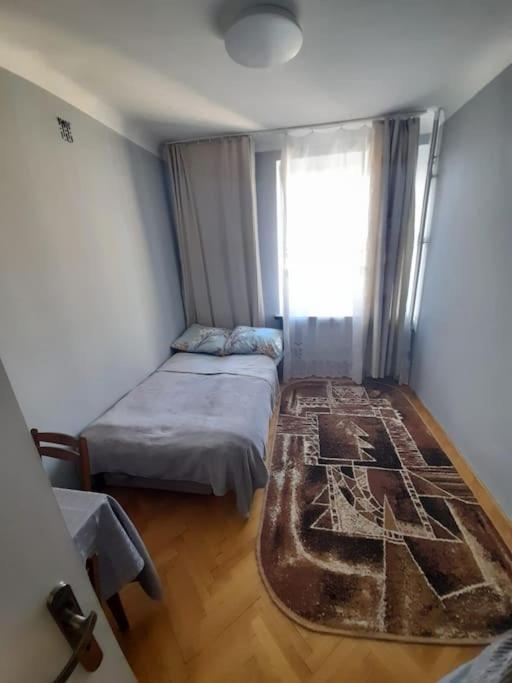 Mieszkanie Na Doby Plac Hallera Varsóvia Exterior foto